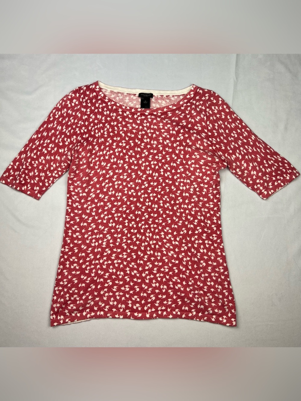 Ann Taylor Factory Abstract Print Lightweight Knit Sweater Top - Size Medium